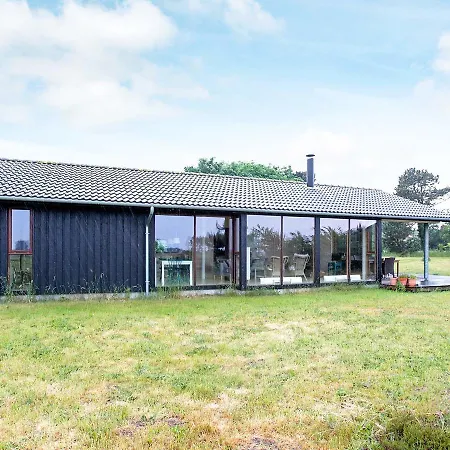 Vakantiehuis Holiday Ii *